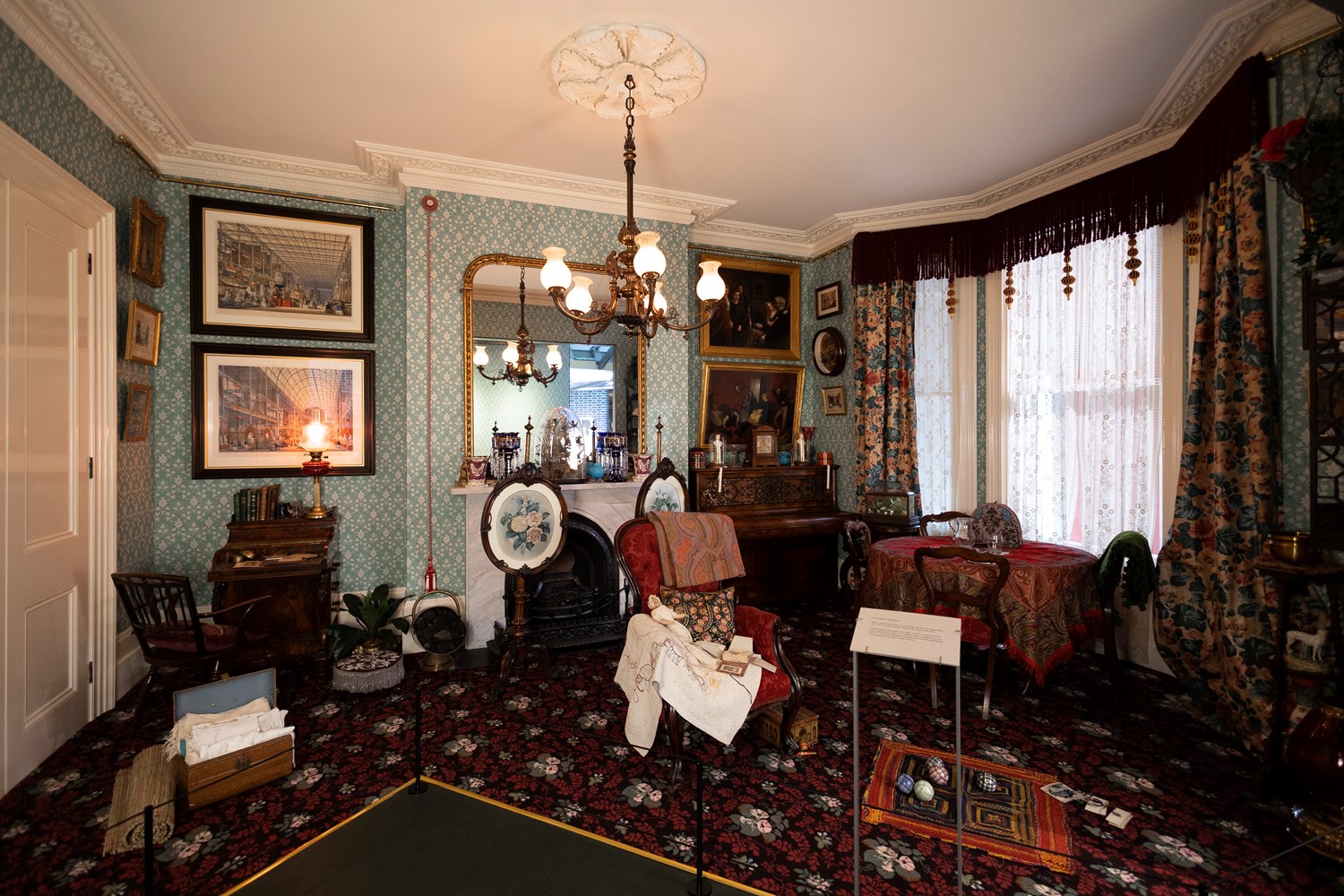 A Townhouse In 1878 Full 2